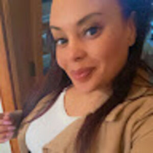 Meet your Posher, Danara